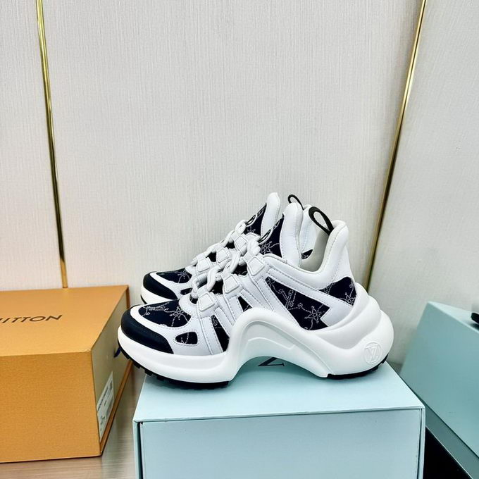 Louis Vuitton Sneakers Wmns ID:20250217-121